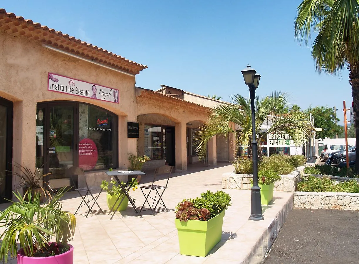 Camping Vallee Du Paradis Saint-Raphael  France